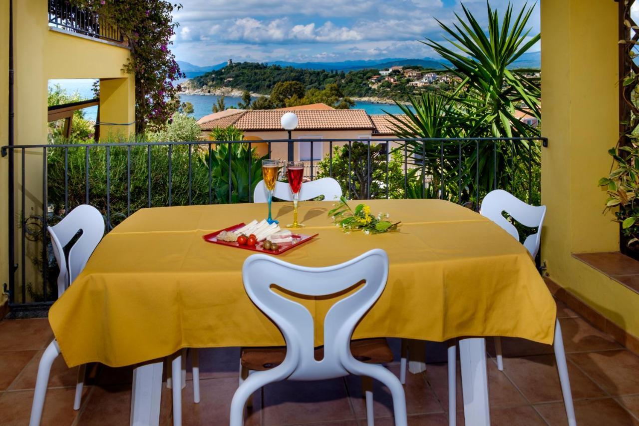 Residence Appartamenti Caffarena アルバタクス エクステリア 写真