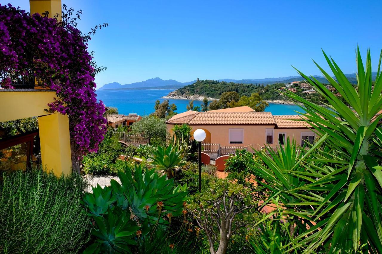 Residence Appartamenti Caffarena アルバタクス エクステリア 写真