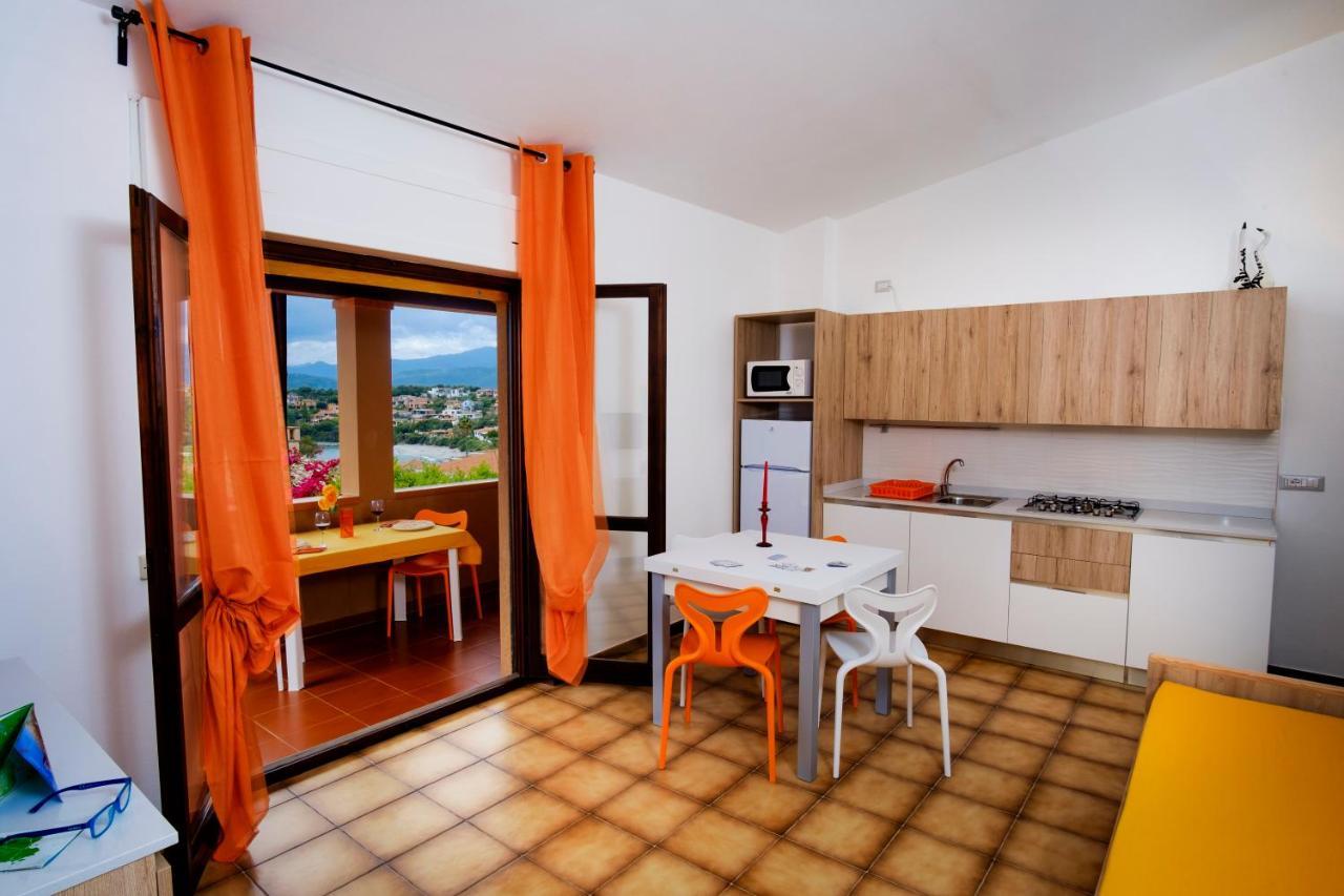 Residence Appartamenti Caffarena アルバタクス エクステリア 写真