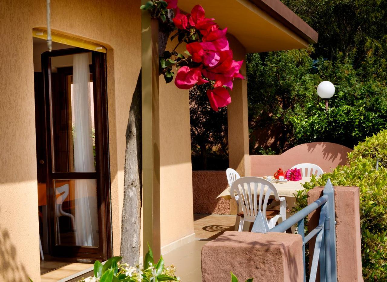Residence Appartamenti Caffarena アルバタクス エクステリア 写真
