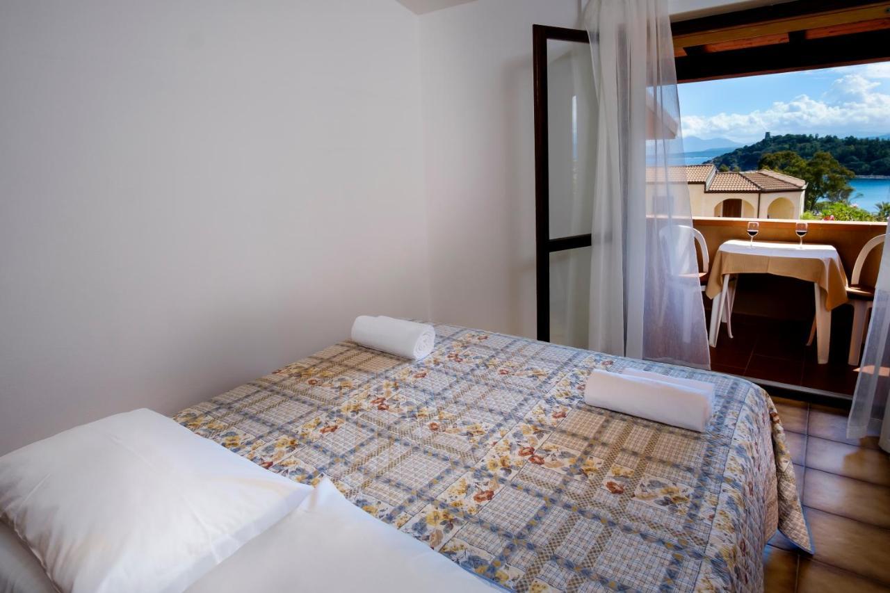 Residence Appartamenti Caffarena アルバタクス エクステリア 写真