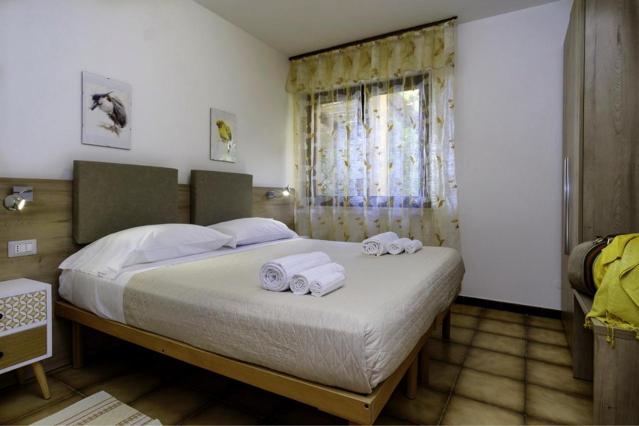 Residence Appartamenti Caffarena アルバタクス エクステリア 写真